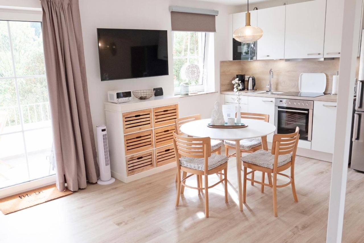 Fewo1846 Strandresidenz Wassersleben - Ostseenest - Modernes Studioapartment Mit Balkon Am Strand ハリスレー エクステリア 写真